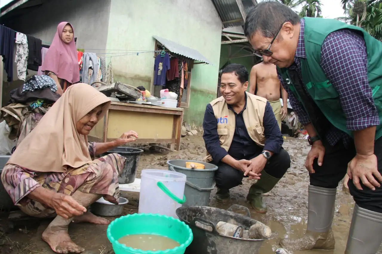 Direksi BTN dan BSN Menyapa Langsung Korban Terdampak Banjir di Aceh7