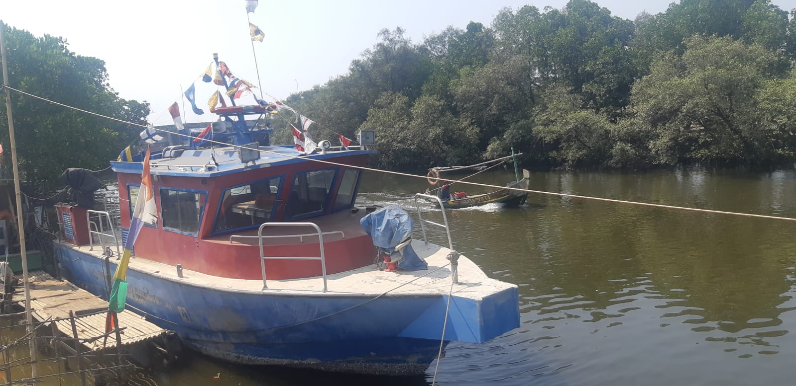 Kapal Pemadam DKI Jakarta Disembunyikan1