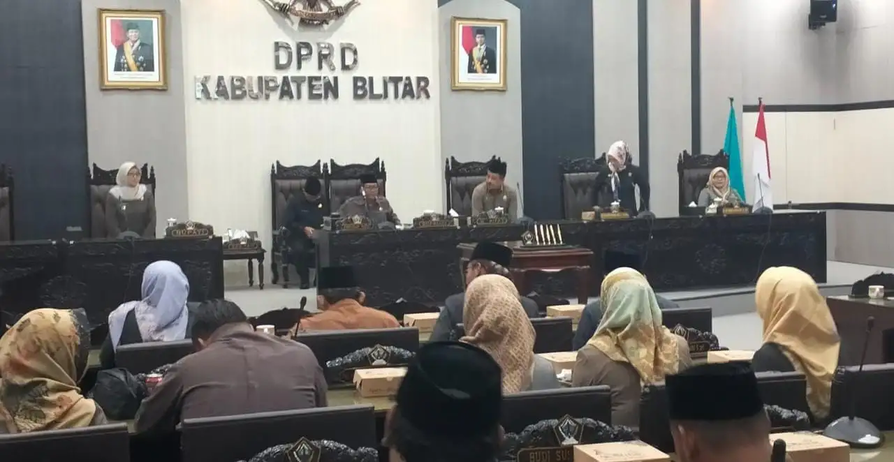 Rapat Paripurna DPRD Kabupaten Blitar4