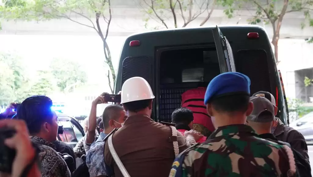 6 Tersangka Korupsi Jalur KA Medan Rp 1,3 Triliun2