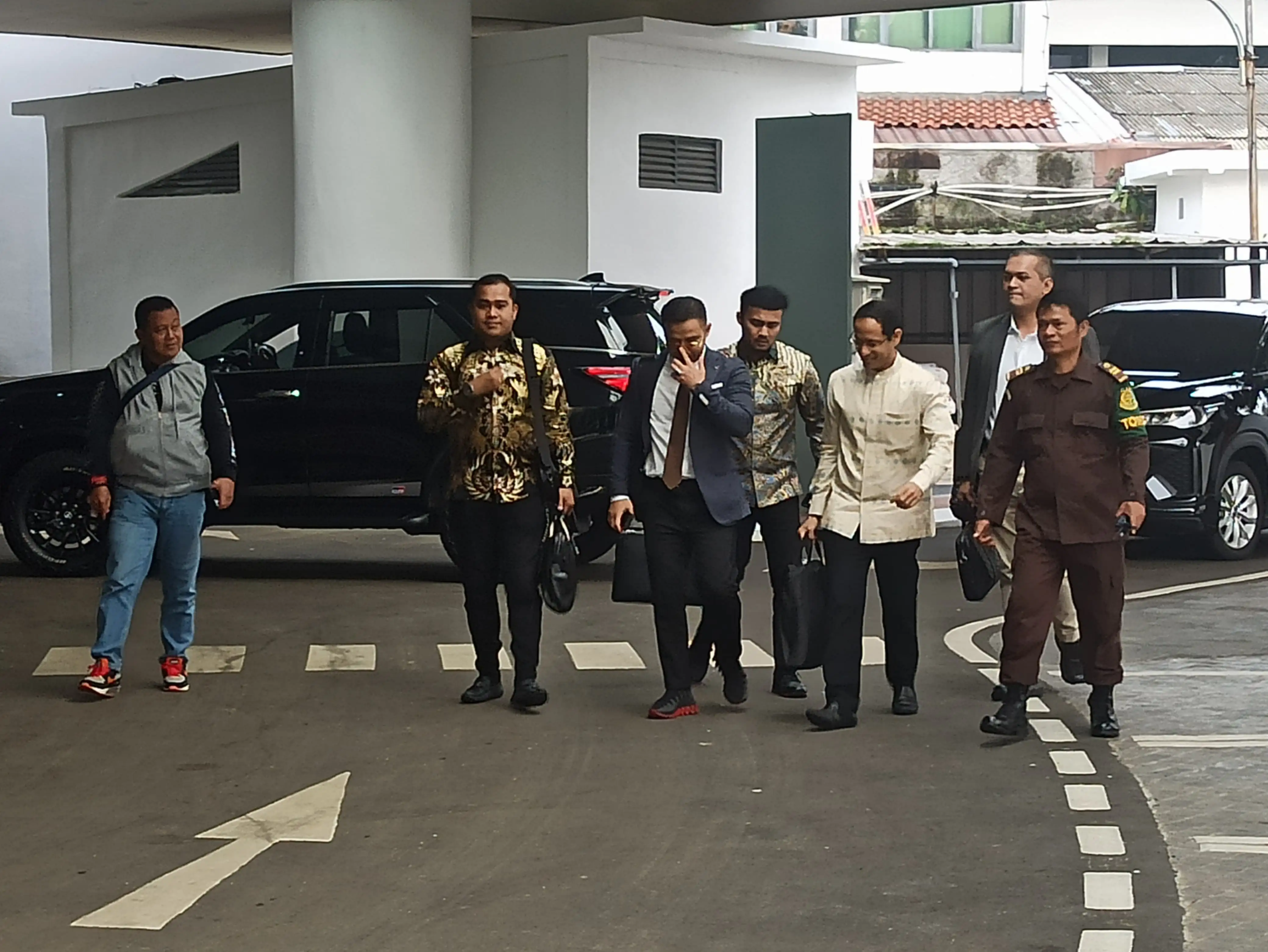 Nadiem Makarim Diperiksa Kejagung soal Korupsi Laptop Chromebook9