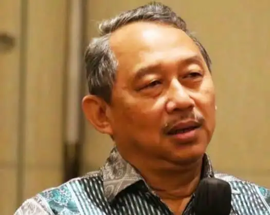 Djoko Setijowarno - Akademisi Prodi Teknik Sipil Unika Soegijapranata dan Wakil Ketua Pemberdayaan dan Pengembangan Wilayah Masyarakat Transportasi Indonesia (MTI) Pusat