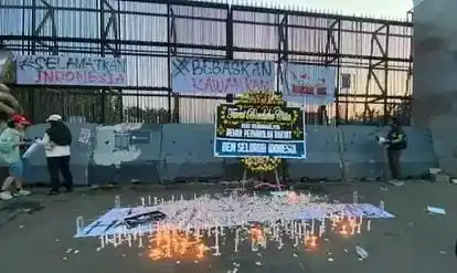Aksi Damai BEM SI di Depan Gedung DPR/MPR pada Kamis (4/9/2025) (Foto: Dok MI)