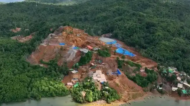 Aktivitas penambangan di Pulau Sangihe (Foto: Ist)