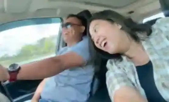 Anggota DPRD Gorontalo Wahyudin Moridu bersama teman wanitanya berinisial D (Foto: Tangkapan Layar)