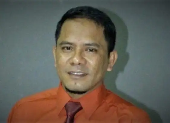 Mukhtar Adam - Pakar Ekonomi Universitas Khairun Ternate