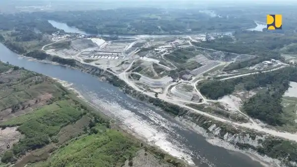 Bendungan Karangnongko di Desa Ngelo dan Desa Mendenrejo yang berada di perbatasan Kabupaten Bojonegoro dan Blora (foto:pu.go.id)