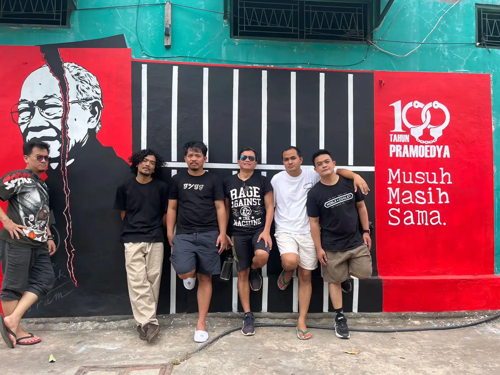 Usman and The Blackstones memperingati 100 tahun kelahiran sastrawan besar Pramoedya Ananta Toer. (Foto: Dok. MI)