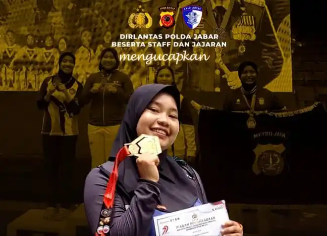 Briptu Agnes Permata Rahayu, personel Ditlantas Polda Jabar yang berhasil meraih juara satu kejuaraan Taekwondo Kapolri Cup VI. (Foto: Instagram/@rtmcpoldajabar)