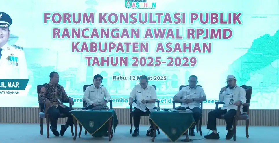 Bupati Asahan Taufik Zainal Abidin Siregar, membuka secara resmi Forum Konsultasi Publik Rancangan Awal Rencana Pembangunan Jangka Menengah Daerah (RPJMD) Kabupaten Asahan Tahun 2025-2029