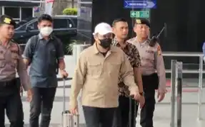 Bupati Kolaka Timur Abdul Azis di KPK, Jumat (8/8/2025)