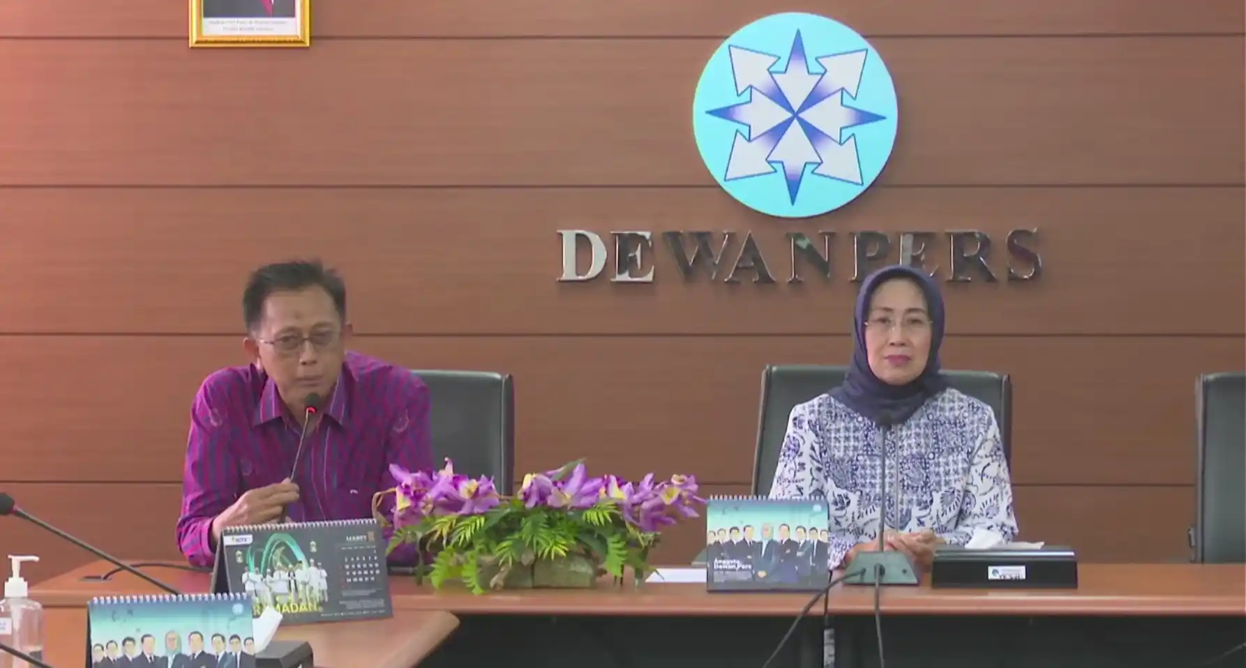 Ketua Dewan Pers Dr. Ninik Rahayu (Kanan). (Foto: Tangkapan Layar)