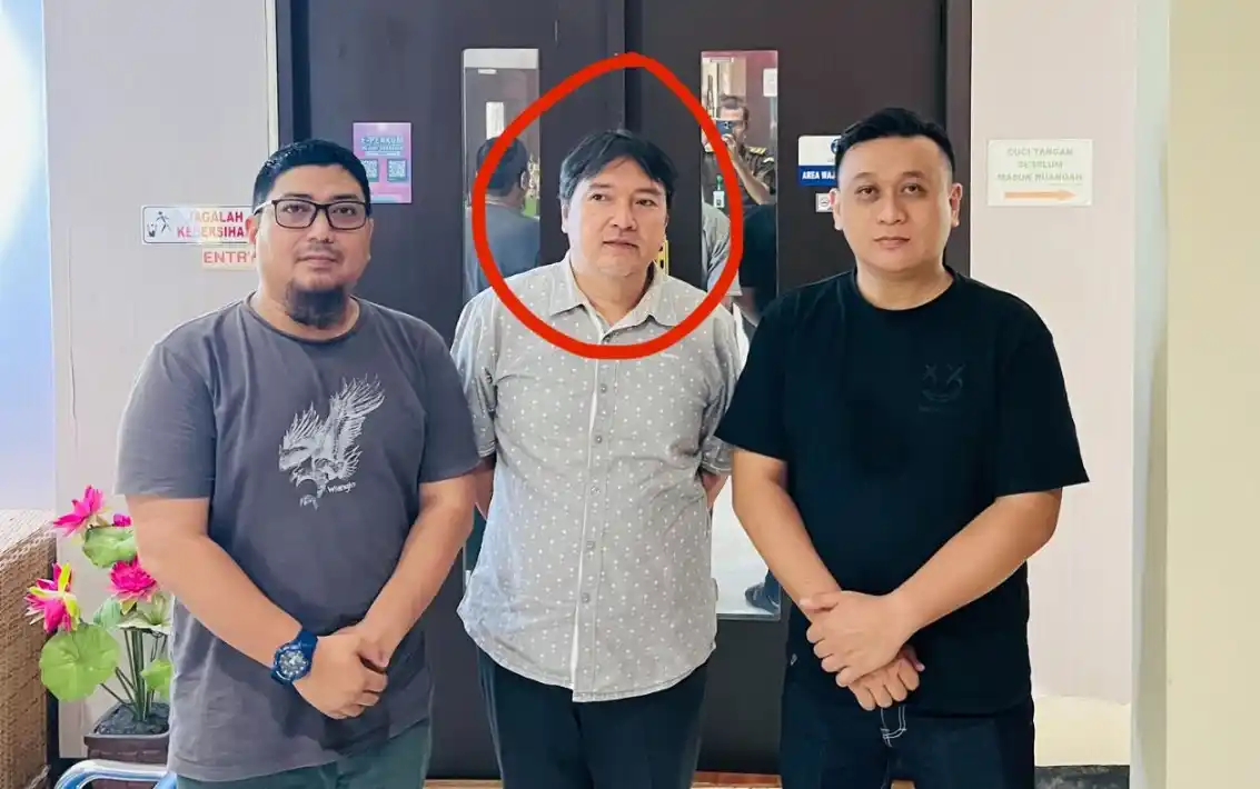 Ahmad Rony Yustianto (tengah) (Foto: Dok MI)