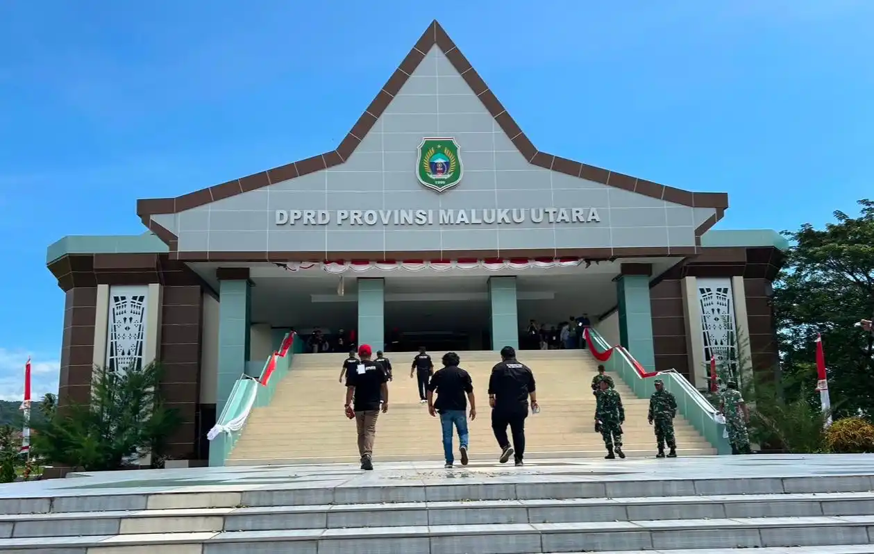 Kantor DPRD Malut (Foto: MI/Rais Dero)