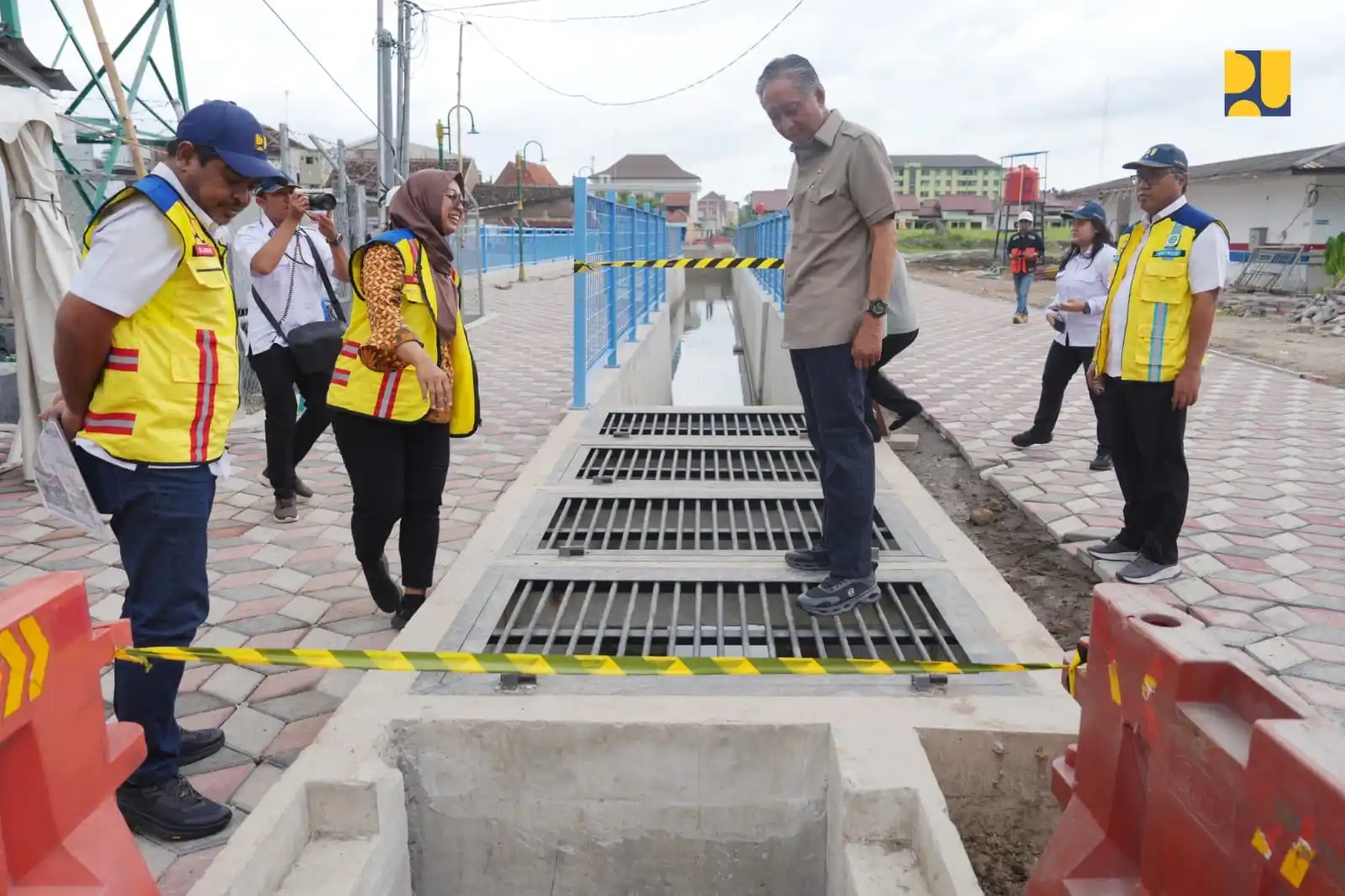 Menteri Pekerjaan Umum, Dody Hanggodo meninjau Underpass Joglo, Surakarta, Minggu (14/12).