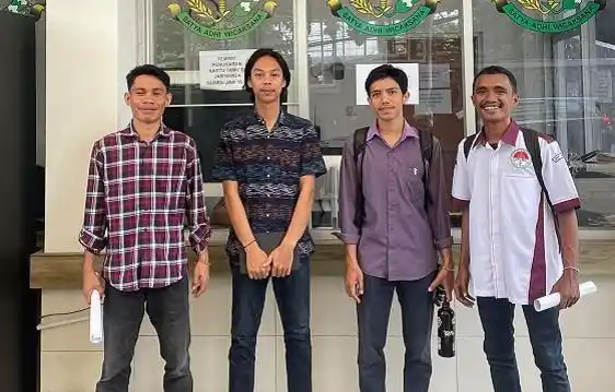 Dewan Pimpinan Pusat Asosiasi Penambang Tanah Pertiwi (Aspeti) secara resmi melaporkan dugaan tindak pidana korupsi dan penyalahgunaan wewenang dalam pengelolaan lingkungan oleh perusahaan tambang PT QMB New Energy Materials ke Kejaksaan Agung
