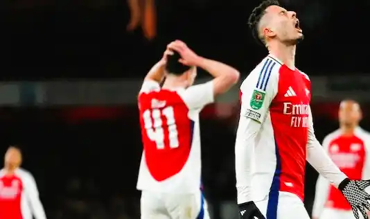 Ekpresi rasa kecewa terlihat pada para pemain Arsenal setelah kandas 2-0 oleh  Newcastle (Foto: Ist)