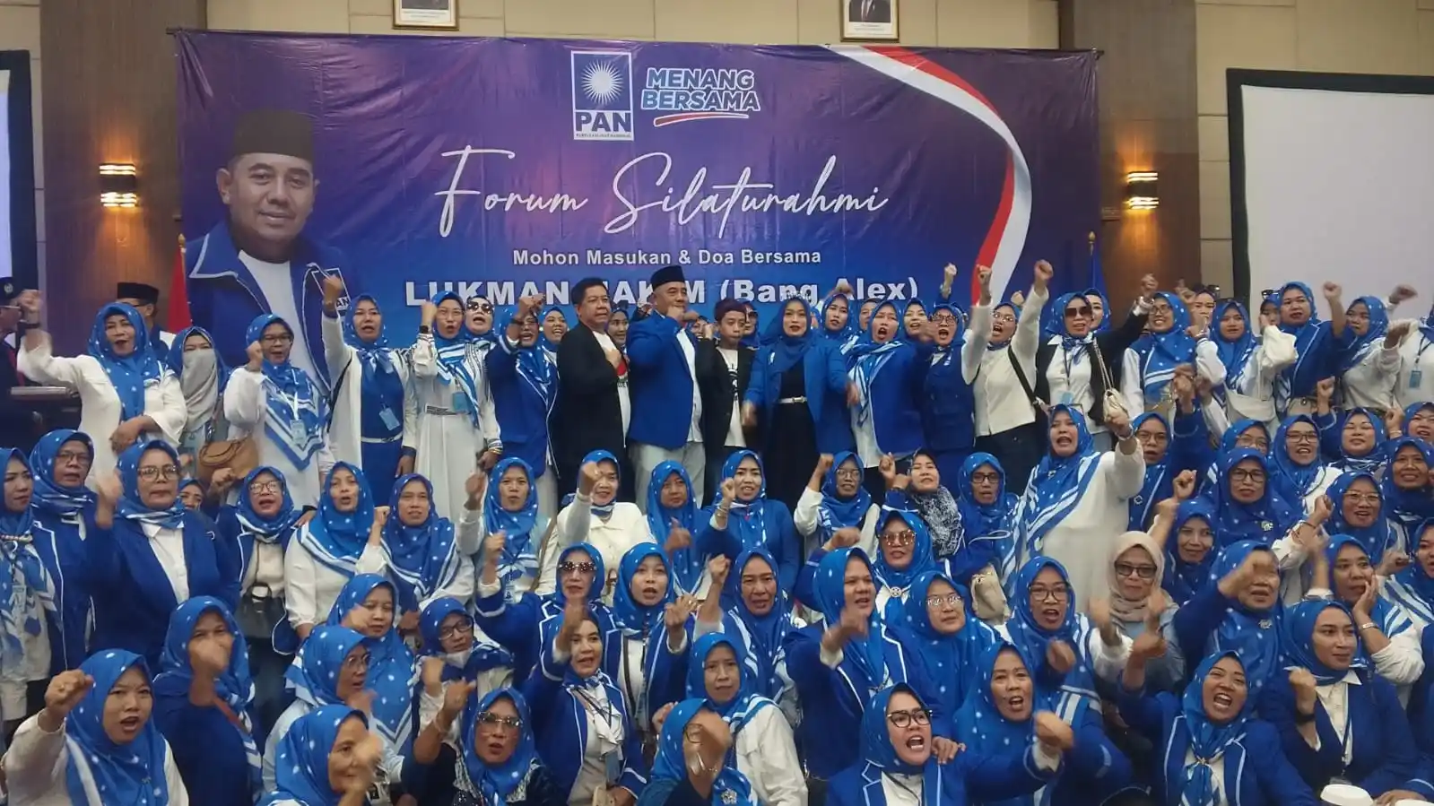 Foto Bersama usai acara Forum Silaturahmi yang diselenggarakan DPD PAN Kota Bekasi (Foto: Dok/MI/Istimewa)