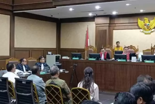 KPK, Ahmad sahroni, Indira Chunda Thita, Syl, Sidang Tipikor