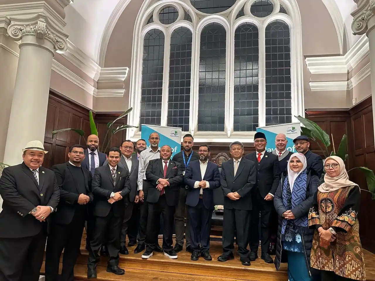 Delegasi Fraksi PKS DPR RI berkunjungan ke Kantor Wali Kota London Jumat (13/12/2024) (Foto: Dok MI)