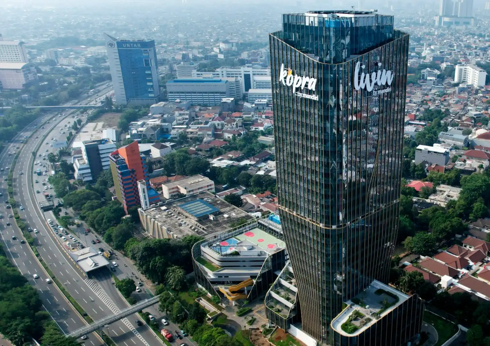 Gedung Bank Mandiri [Foto: Doc. Mandiri]