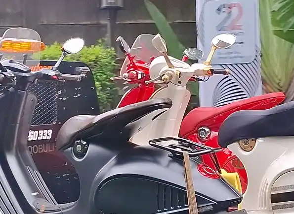 Tiga motor Vespa Piagio senilai Rp1,5 miliar disita KPK (Foto: Dok MI/Aswan)