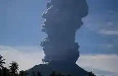 Gunung Raung Erupsi pada Kamis pagi (13/3/2025) (Foto: Ist)