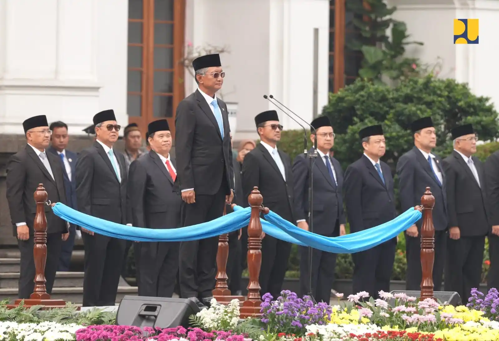 Menteri Pekerjaan Umum, Dody Hanggodo memimpin upacara peringatan -80 di Gedung Sate, Bandung, Rabu (3/12). (Foto: PU)