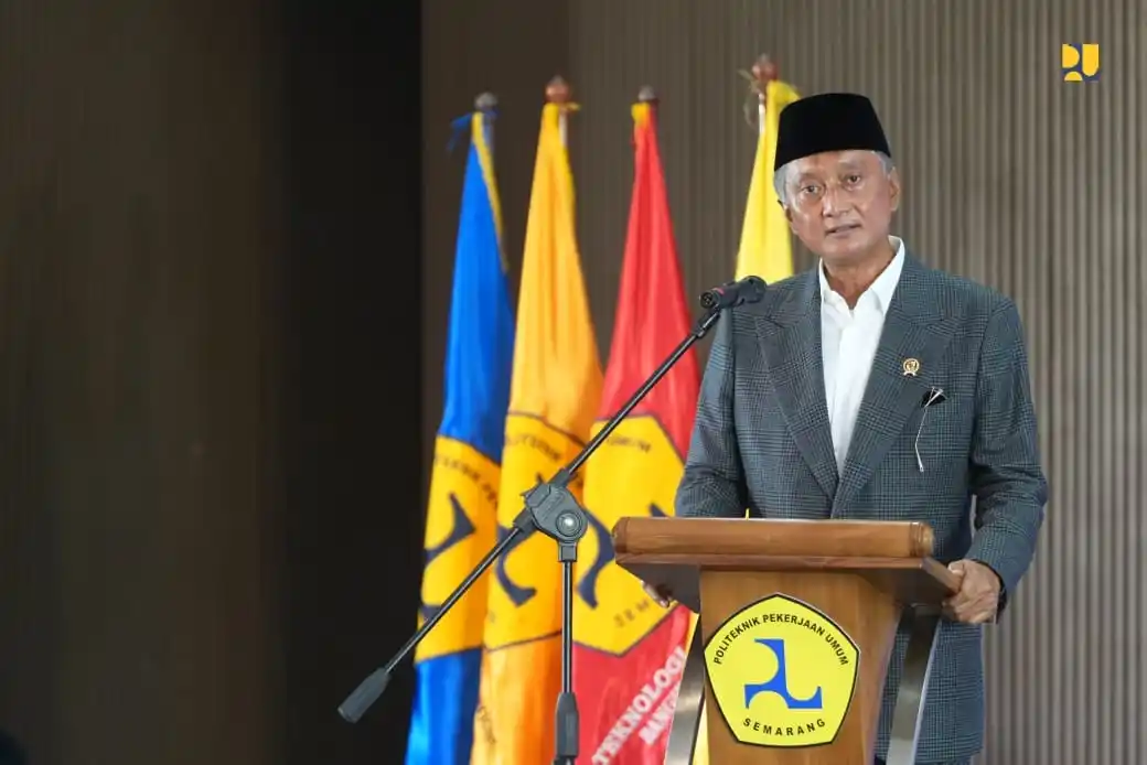 Menteri Dody Hanggodo membuka International Conference on Construction Innovation (ICCI) 2025 yang diselenggarakan oleh Politeknik Pekerjaan Umum (PUtech) di Semarang, Kamis (27/11).