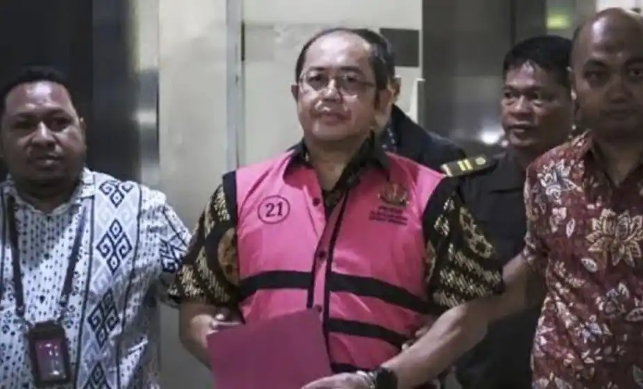 Tersangka Isa Rachmatarwata (Foto: Dok MI)