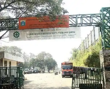 Gerbang Proyek ITF Sunter (Foto: Istimewa)