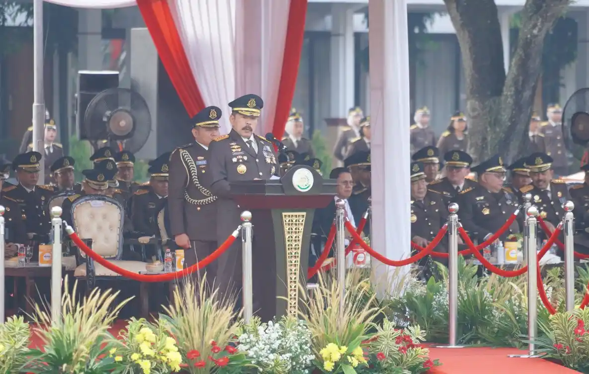 Upacara Peringatan Hari Lahir Kejaksaan RI ke-79 Tahun 2024 di Lapangan Badan Pendidikan dan Pelatihan (Badiklat) Kejaksaan RI, Jakarta,  Senin (2/9/2024)
