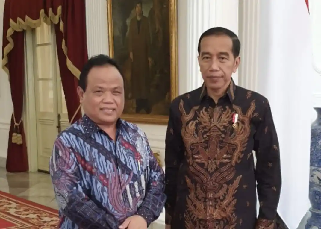 H Sukiyat (kiri) dan Joko Widodo (kanan) (Foto: Dok MI)
