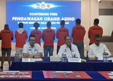 Kakanim Kelas I Non TPI Bekasi saat menyampaikan keterangan pers, Kamis (28/8/2025). Foto: Istimewa