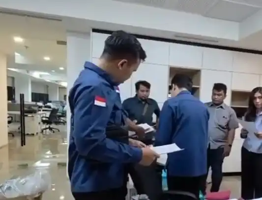 Kejaksaan Agung menetapkan 11 tersangka dalam kasus dugaan korupsi manipulasi ekspor Crude Palm Oil (CPO) yang disamarkan sebagai limbah Palm Oil Mill Effluent (POME) periode 2022–2024. (Dok MI)