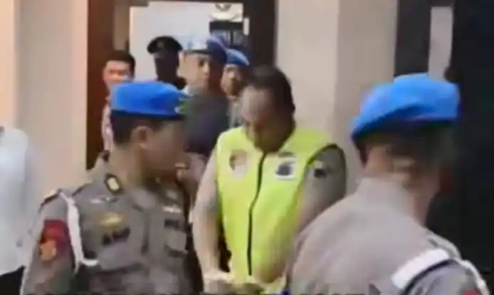 Setelah lebih dari satu bulan melakukan penyelidikan mendalam, Direktorat Reserse Kriminal Umum (Ditreskrimum) Polda Jawa Tengah akhirnya menetapkan AKBP Basuki sebagai tersangka dalam kasus kematian Dwinanda Linchia Levi, dosen Fakultas Hukum Universitas 17 Agustus 1945 (Untag) Semarang.