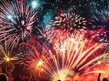 Ilustrasi - kemabng api perayaan tahun baru (Foto: Ist)