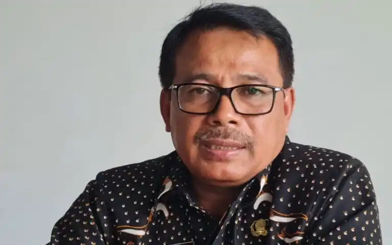 Kepala Dinas Tenaga Kerja dan Transmigrasi (Disnakertrans) Jateng, Ahmad Azis (Foto: Ist)