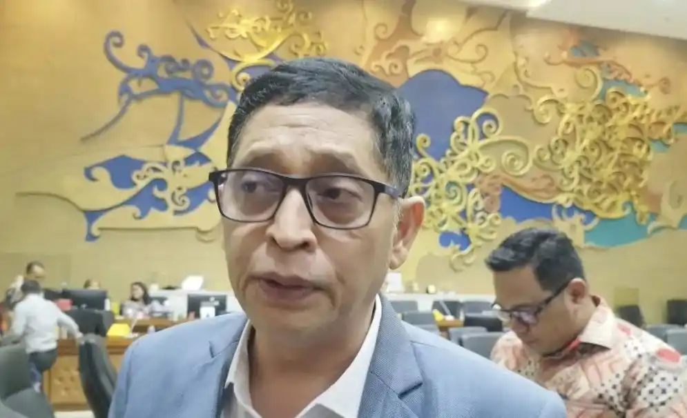 Ketua Baleg DPR RI Bob Hasan di Kompleks Parlemen, Jakarta, Senin (11/11/2024)