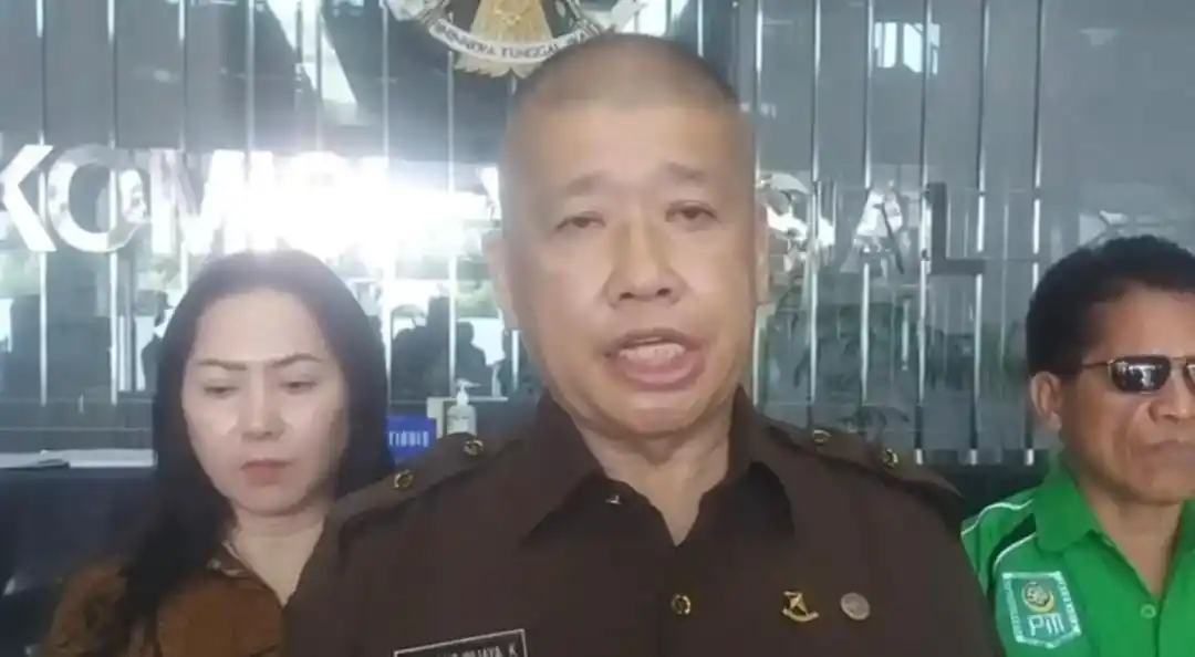 Ketum PITI Ipong Hembing Putra melaporkan oknum Hakim Pengadilan Niaga Jakpus ke Komisi Yudisial (KY), Kamis (9/1/2025) (Foto: Dok MI/Aswan)