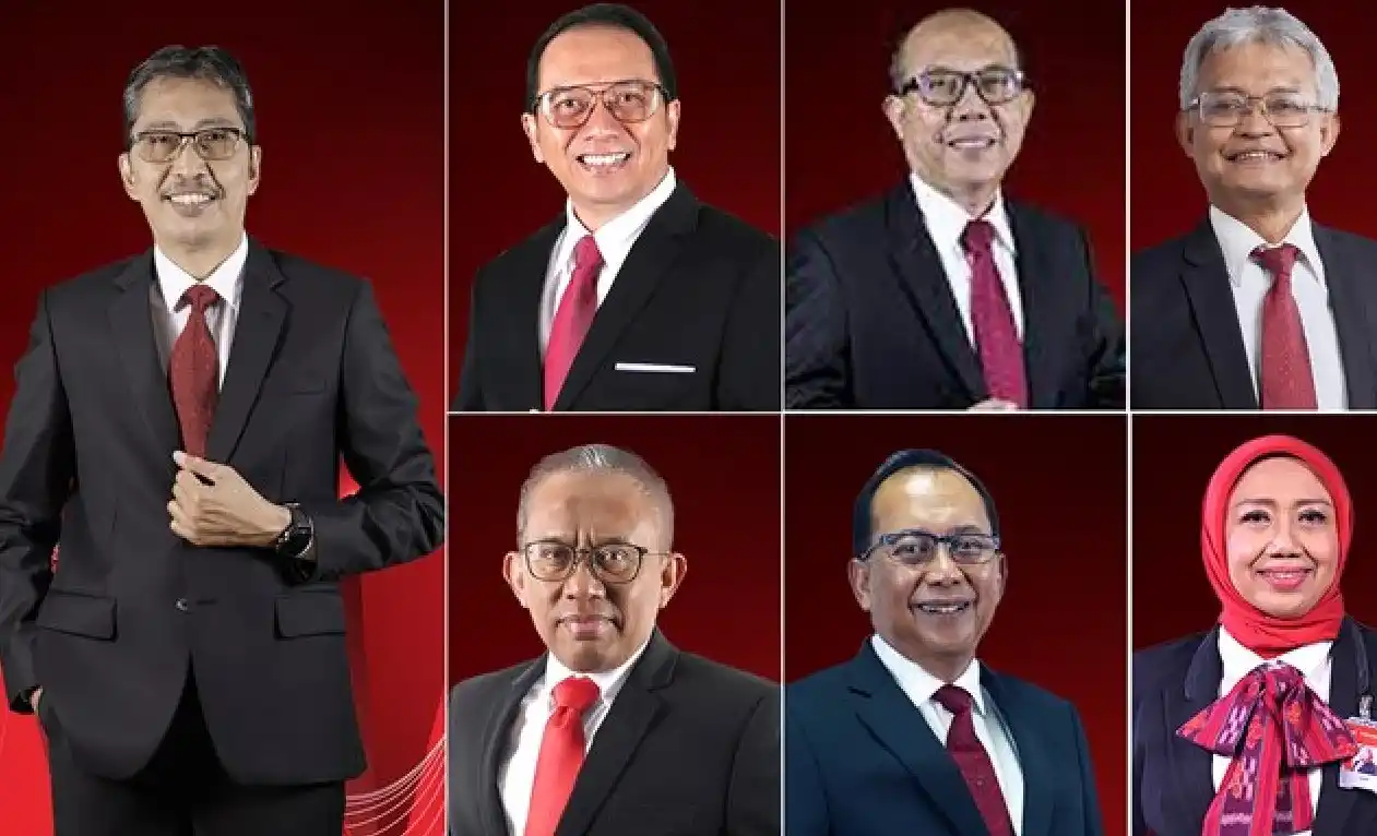 Busrul Iman, Edi M, Arief W, Zulhelfi A, Umi Rodiyah, Arif S, Eko Susetyono (Foto: Bank Jatim)