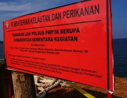 KKP Menyegel Proyek Terminal Khusus dan Reklamasi Ilegal di Laut Lingga, Kepulauan Riau (Foto: Dok KKP)