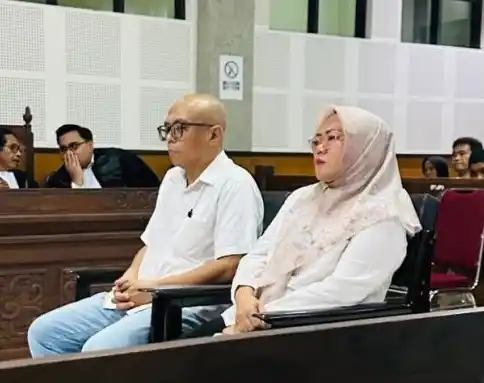 Mantan Kepala Proyek PT Waskita Karya (Persero) Tbk, Agus Herijanto dan mantan pejabat PUPR Aprialely Nirmala (Foto: Istimewa)