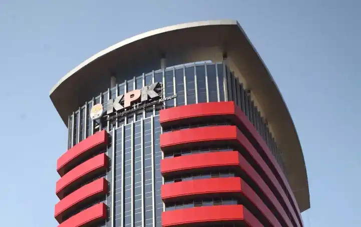 Komisi Pemberantasan Korupsi (KPK) mengusut kasus dugaan korupsi proyek digitalisasi Stasiun Pengisian Bahan Bakar Umum (SPBU) PT Pertamina (Persero) tahun 2018–2023. (Foto: Dok MI)