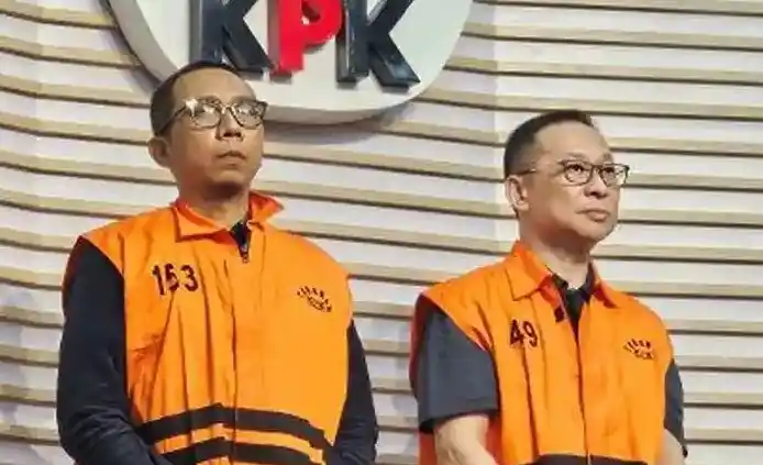 KPK kembali menetapkan dan menahan tersangka baru dalam pengembangan kasus dugaan tindak pidana korupsi di lingkungan Direktorat Jenderal Perkeretaapian (DJKA) Kementerian Perhubungan (Kemenhub) untuk wilayah Medan, Gedung KPK, Jakarta, Senin (1/12/2025).
