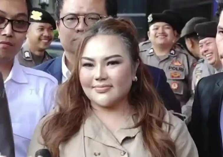 Bareskrim Periksa Lisa Mariana Hari Ini, Tersangka Kasus Dugaan Pencemaran Nama Baik Ridwan Kamil (Foto: Ist)