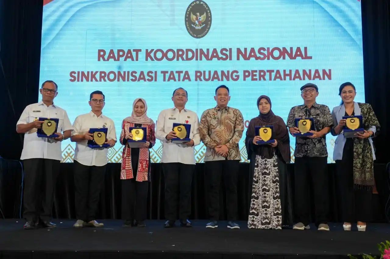 Mayjen TNI Purwito Hadi Wardhono, saat membuka Rapat Koordinasi Nasional (Rakornas) Sinkronisasi Tata Ruang Pertahanan. (Foto. Kemenko Polhukam)