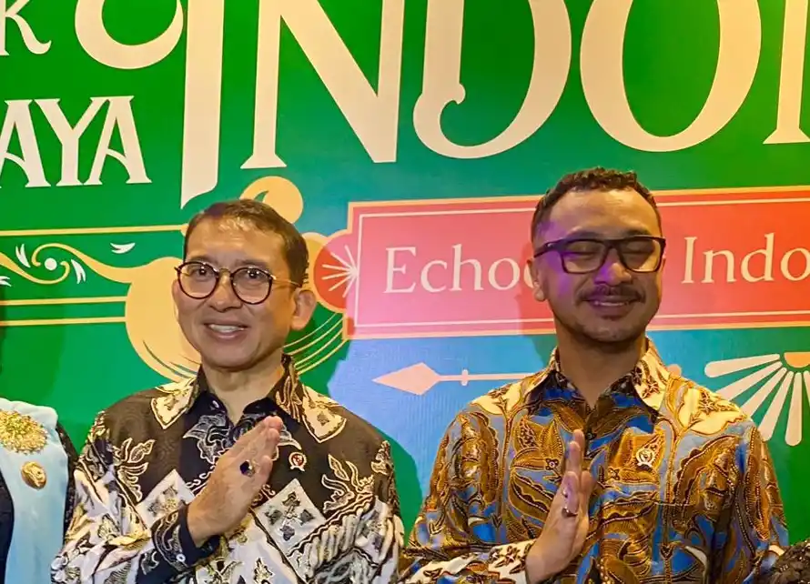 Menbud Fadli Zon (kiri) dan Wakil Menteri Kebudayaan Giring Ganesha (kanan) (Foto: MI/Nuramin)