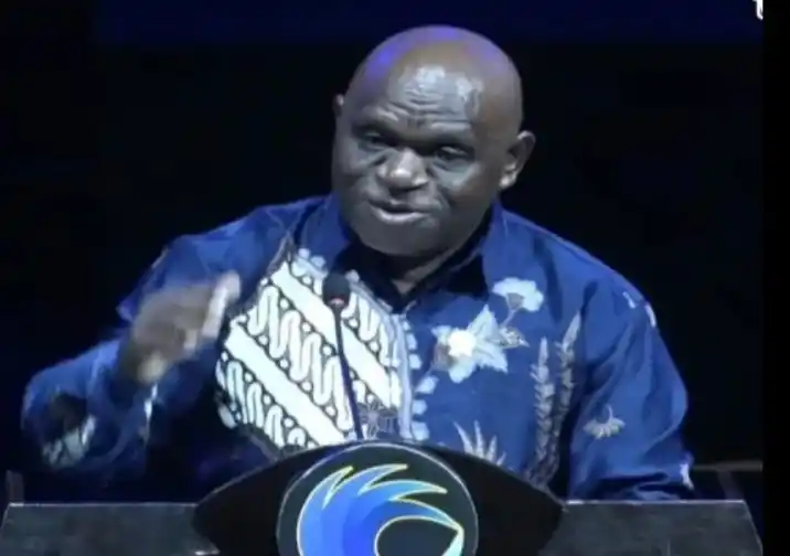 Menham Natalius Pigai ( Foto: Tangkap Layar)