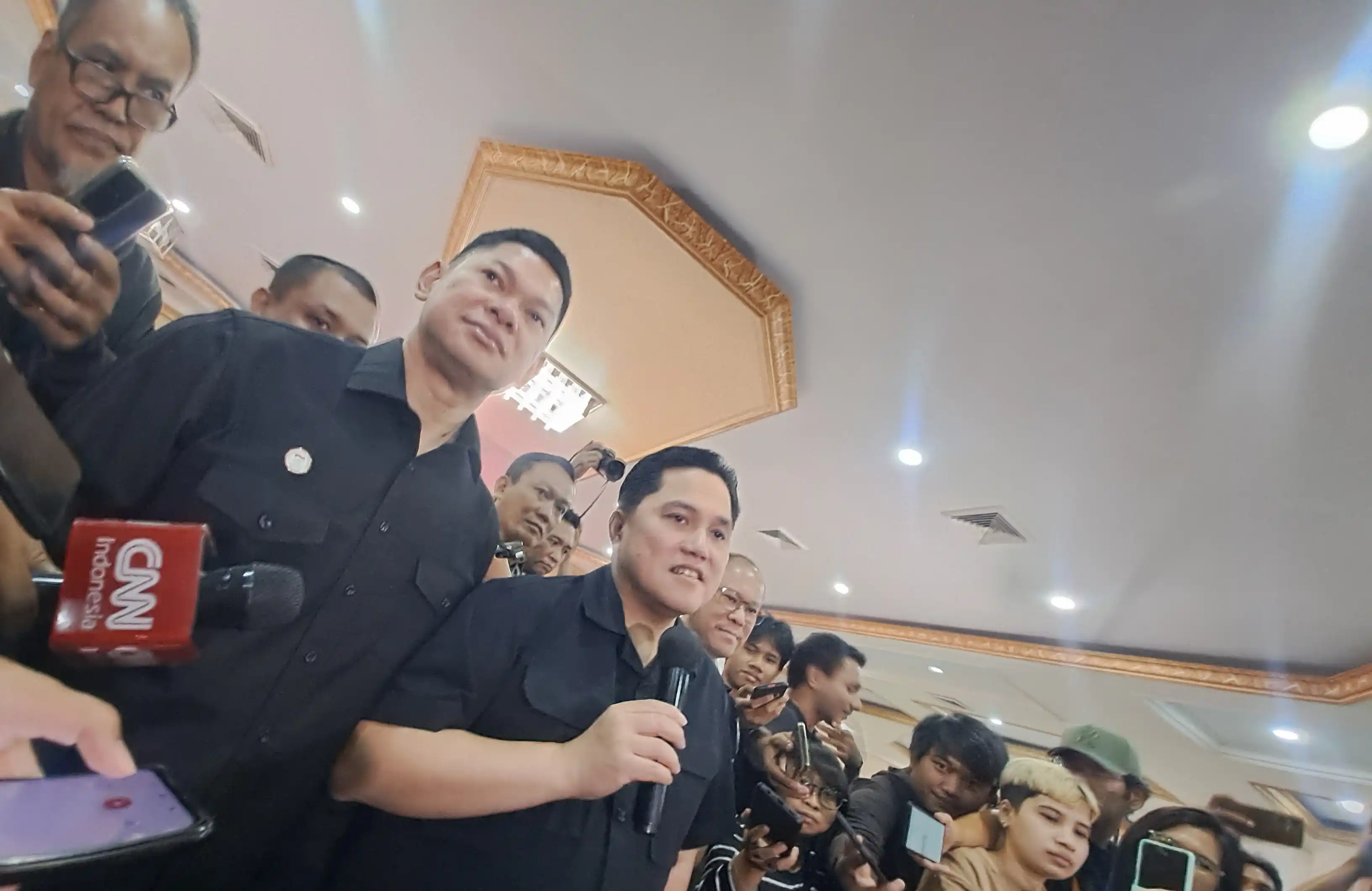 Menpora Erick Thohir saat paparkan dana kontingen SEA Games. (Foto. Rizal Siregar)